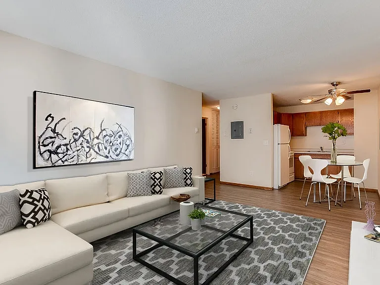 3016 Grand Avenue S. — Photo 2