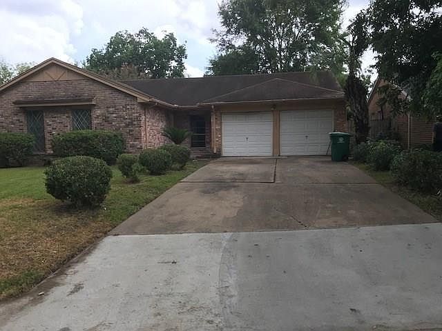1st image of 10715 Sela Ln