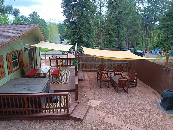 3rd image of 504 N Park Dr
