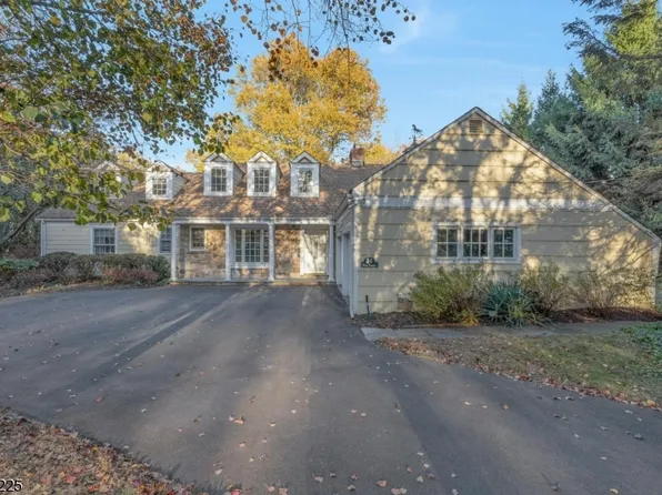 84 Pine St, Chatham Twp., NJ 07928