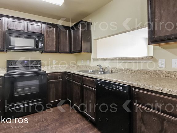 5th image of 5002 Thomas St Unit B
