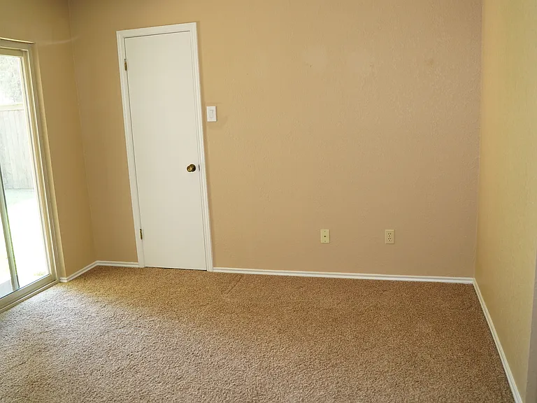5011 Melbourne Dr #1 — Photo 17