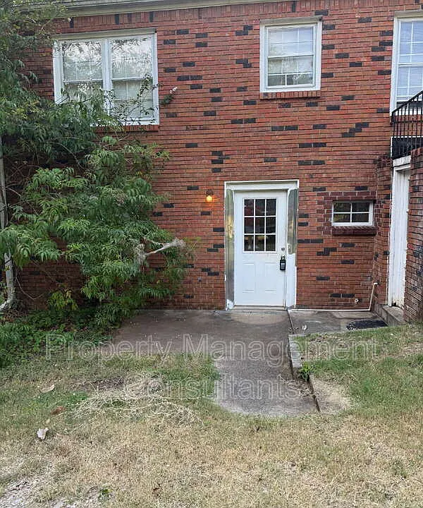 2804 E 18th Ave #3