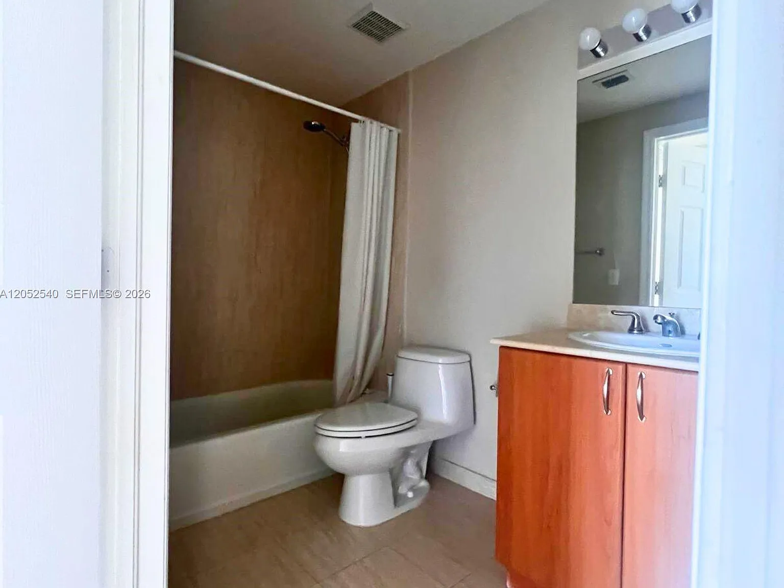 2 bed, 2.0 bath, $3,300 — Photo 3