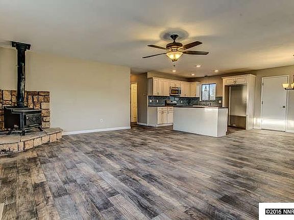 5th image of 1352 Honeybee Ln