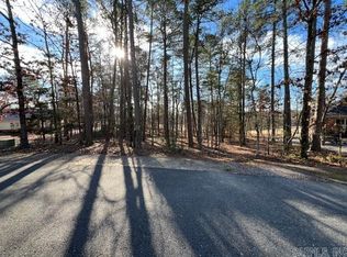 29 Fachado Dr, Hot Springs Village, AR 71909