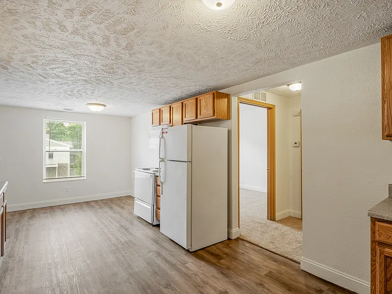 Fieldstone Apartments — Photo 39