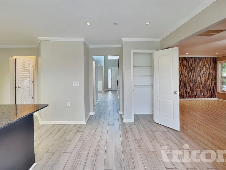 1806 Dalton Way — Photo 6