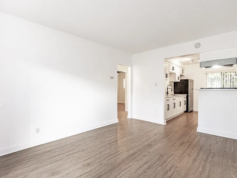 The Embers Apartments — Photo 15