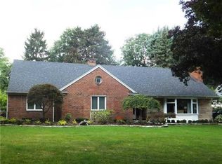 2647 Densmore Dr, Toledo, OH 43606