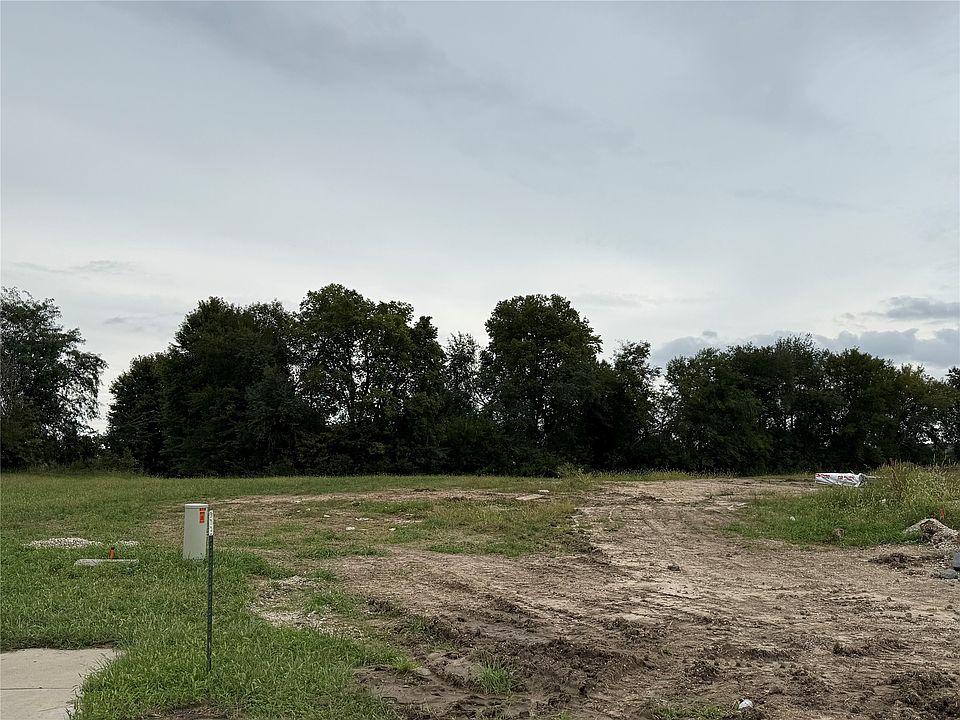 1st image of 3775 Fieldstone Dr
