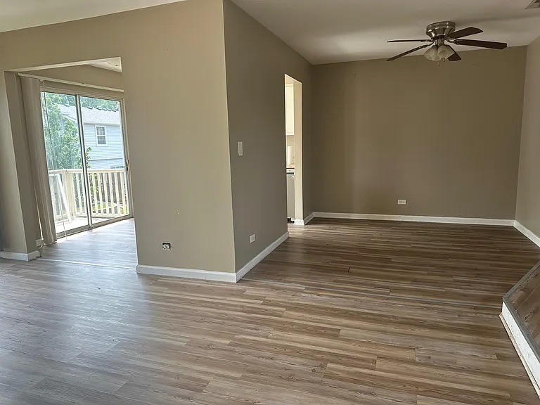 320 Springlake Ln #D — Photo 17