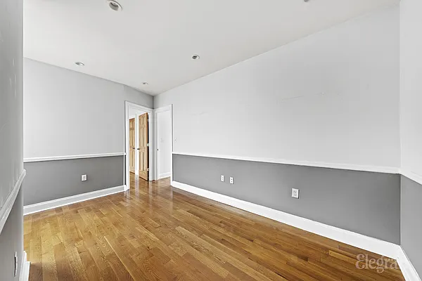 Rented by Elegran | media 10