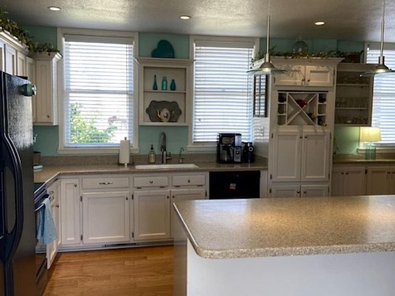 5th image of 312 N Lea Ave