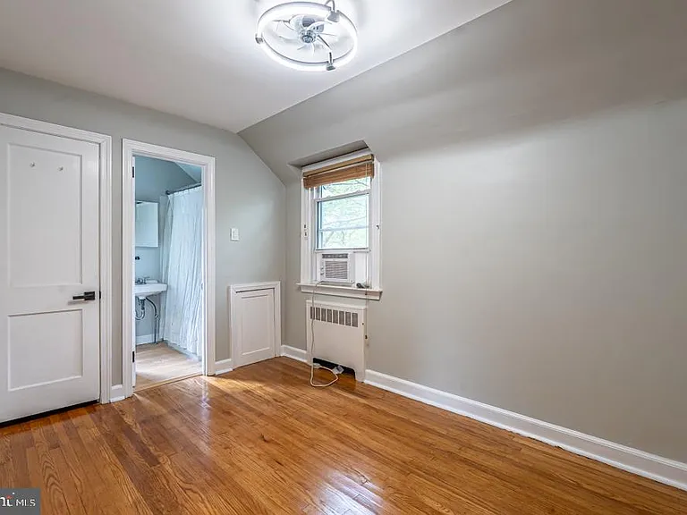 644 Meetinghouse Rd — Photo 33