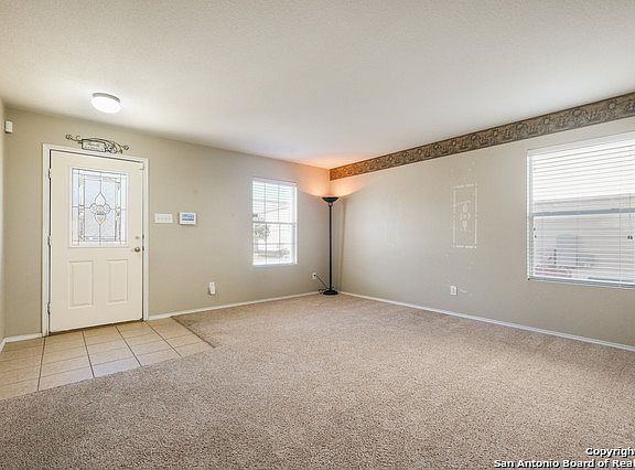 5th image of 24614 Hickory Mdws