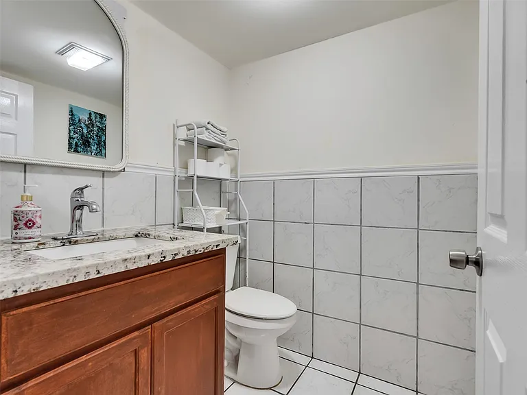 10027 Glenkirk Dr — Photo 25