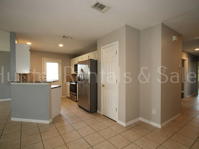 3007A Dannen Ct — Photo 8