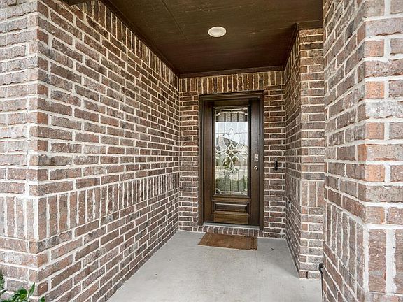 4th image of 7022 Montclair Pines Ct