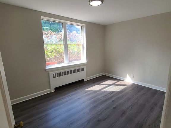 4th image of 1309 W Rockland St #B5