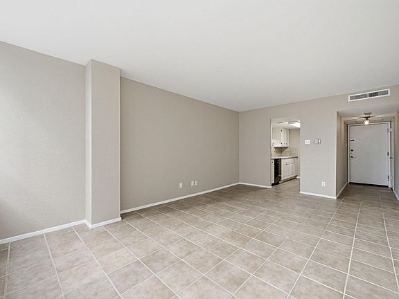 4th image of 1800 Lavaca St APT 515