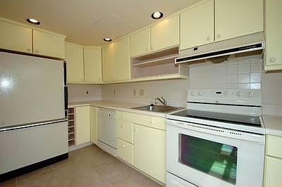 4th image of 500 Mohawk Dr APT 108