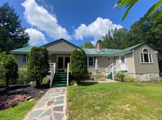 29 Old Grassy Rd, Hollis Center, ME 04042