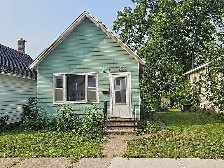 Listing photo 3