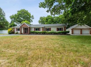 4 Cricket Pass, Shoreham, NY 11786