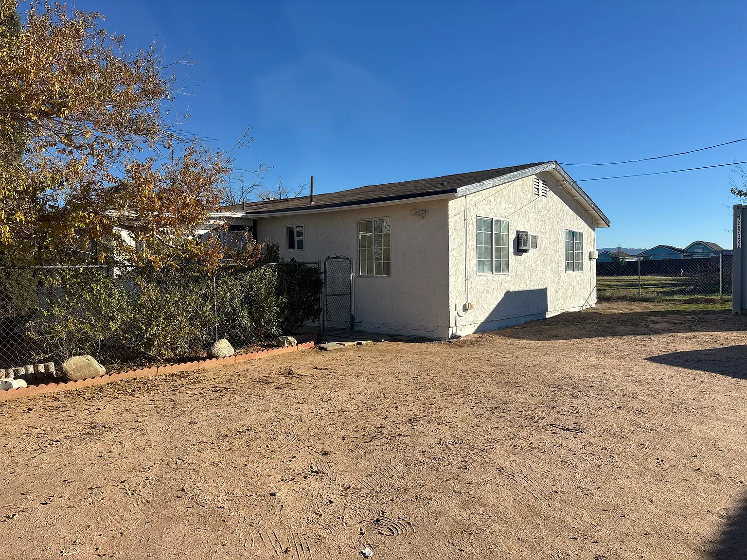 3 bed, 1600 sqft, $2,600 — Photo 1