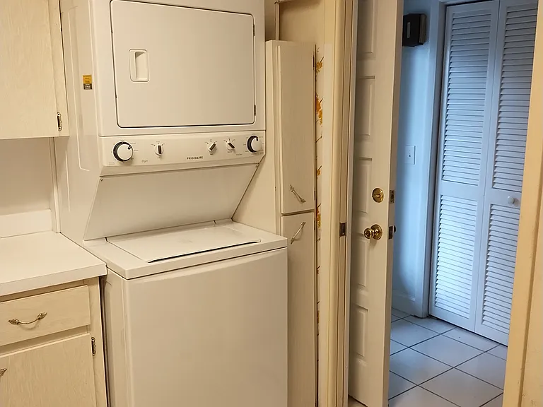 2440 World Parkway Blvd #56 — Photo 6