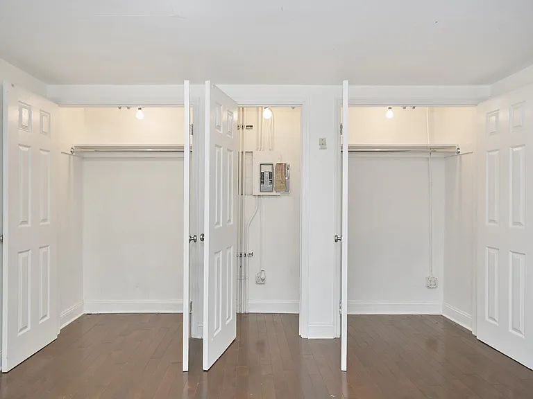 60 Pearl St #3 — Photo 9
