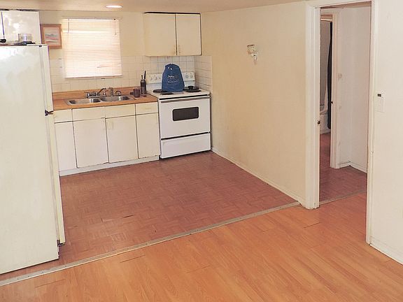 3rd image of 113 W Hanlon St #1