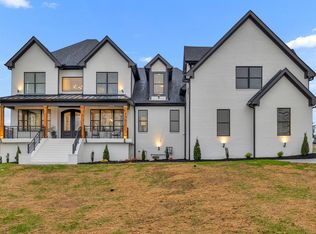 4223 Ironwood Dr, Greenbrier, TN 37073