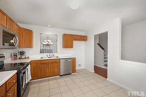 1st image of 223 Virens Dr
