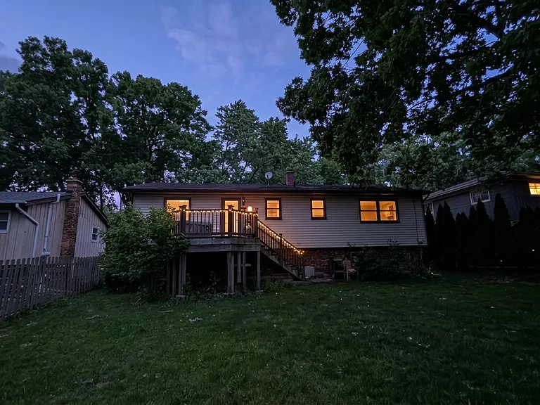 11 Marquette Pl — Photo 19