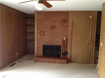 5th image of 509 W Country Ln