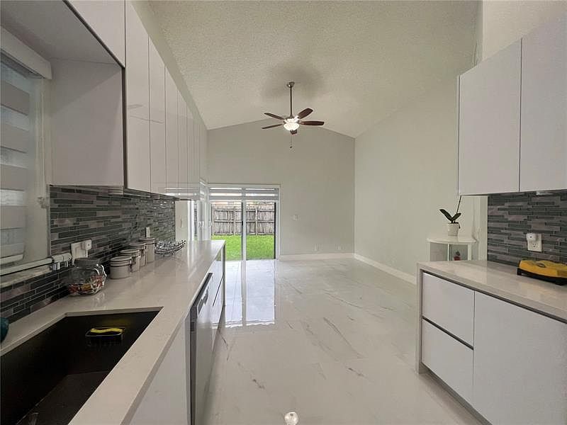 2nd image of 9981 SW 45th Ave