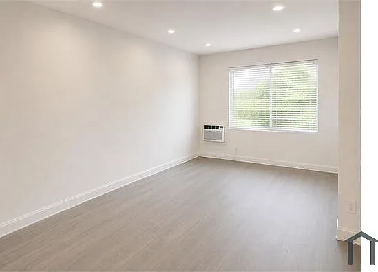 1 bed, 615 sqft, $1,995 — Photo 3