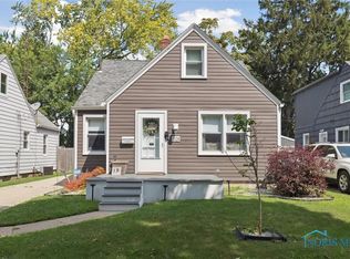 1528 Crestwood Rd, Toledo, OH 43612