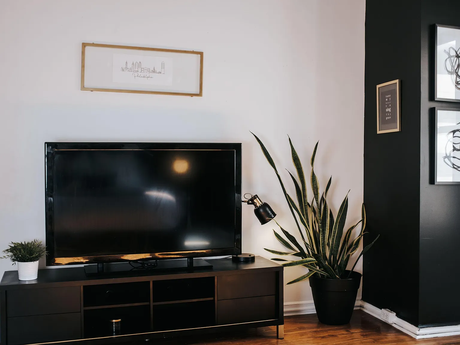 1 bed, 1.0 bath, 1000 sqft, $2,274 — Photo 4
