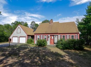 17 Phinney Ln, Plymouth, MA 02360