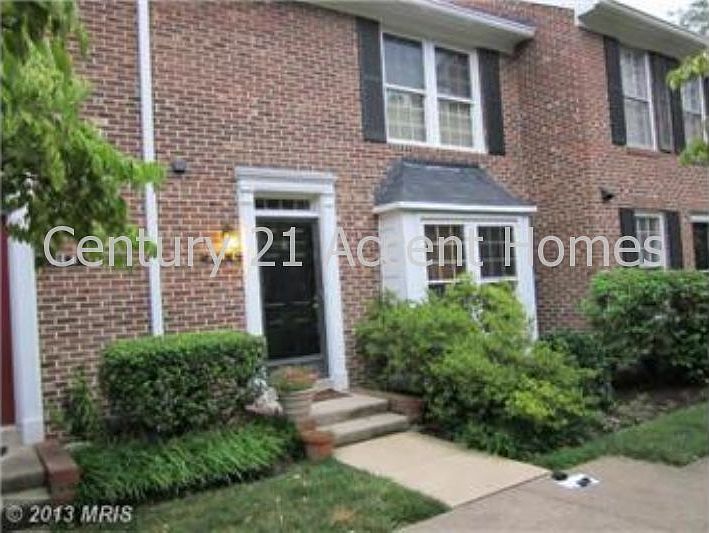 1st image of 2514C S Arlington Mill Dr #3