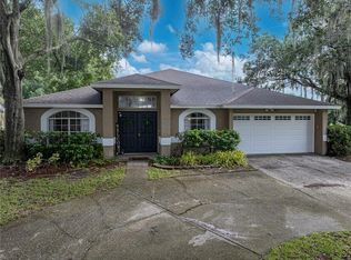 1500 Paddock Dr, Plant City, FL 33566