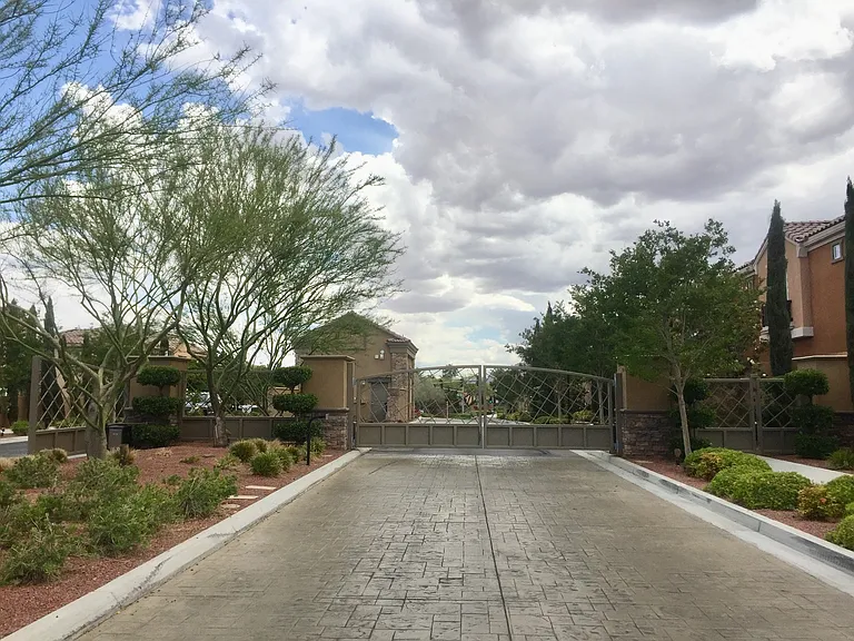 11318 Aragon Mist Ct — Photo 13