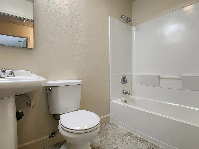 6013 Brett Dr — Photo 23