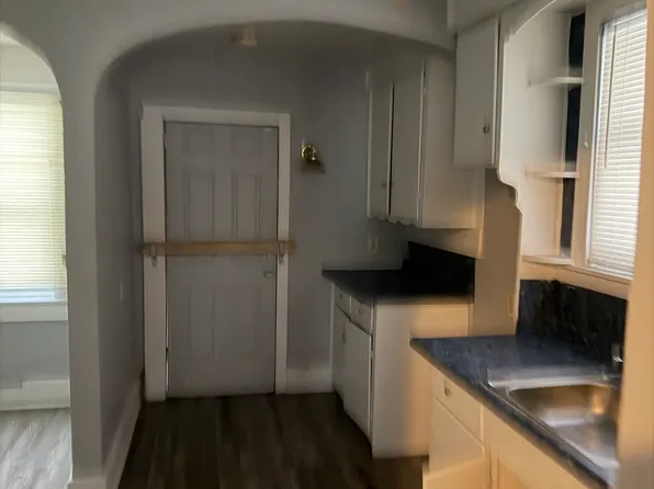 16143 Ardmore St, Detroit, MI 48235