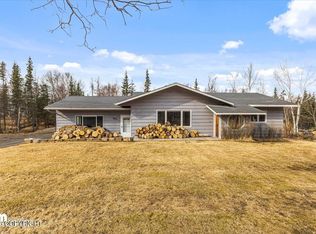 2960 N Parkwood Dr, Wasilla, AK 99654