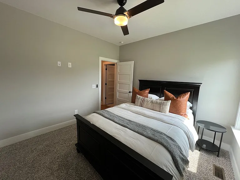 1909 Rhonda Dr — Photo 22