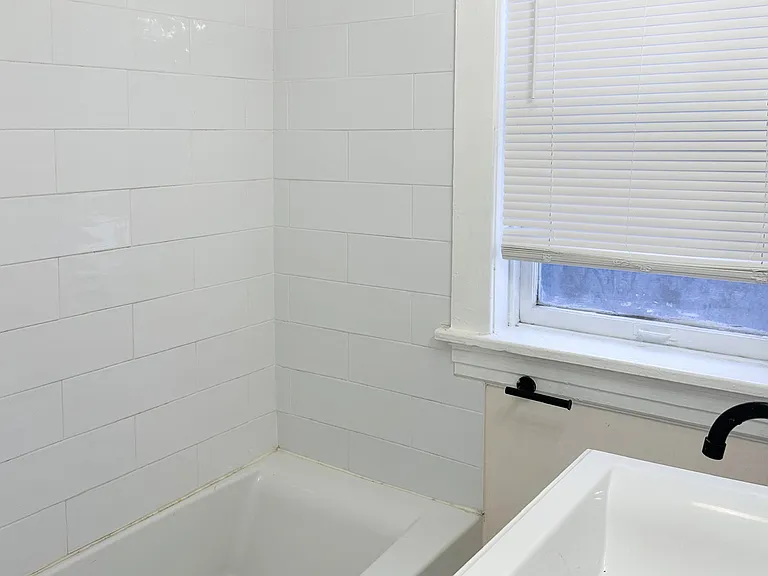 2224 Miami St #1 — Photo 11